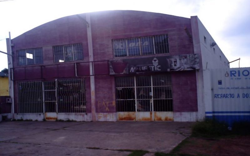 18 de julio pasando Piedras